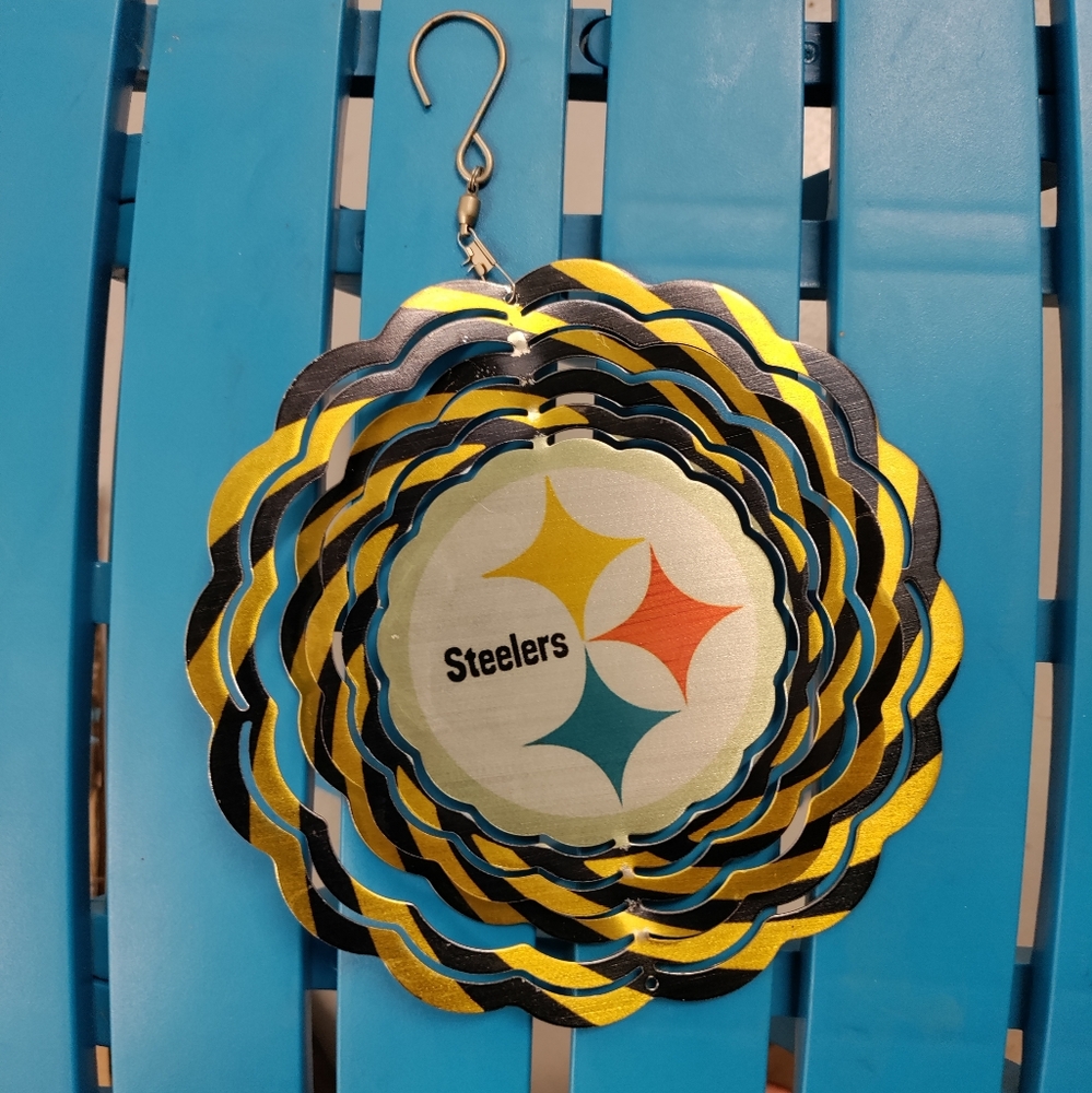 NFL Pittsburgh Steelers Wind Charm Porch Lawn Decor Football NFL Memorabilia